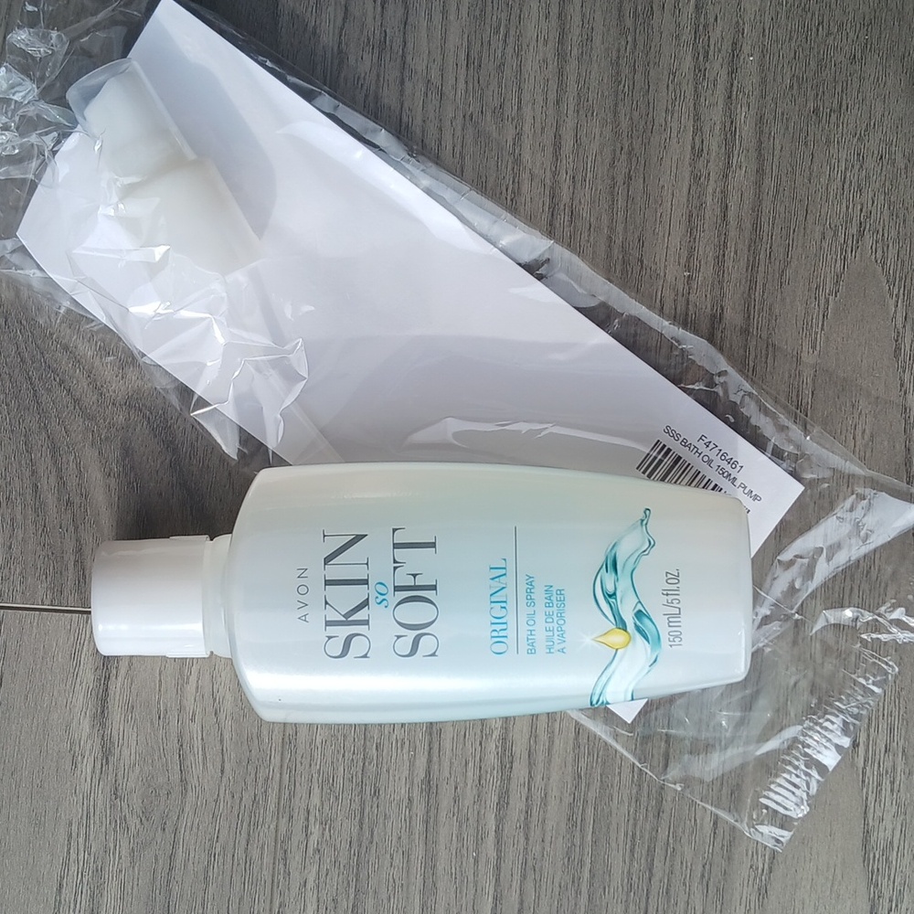 🌞Skin So Soft Original Pump Spray Avon